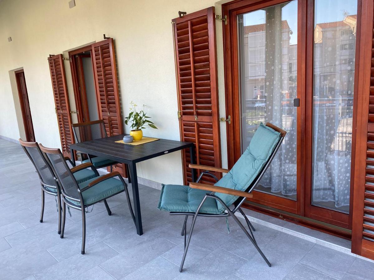Green House Apartments Novi Vinodolski Extérieur photo