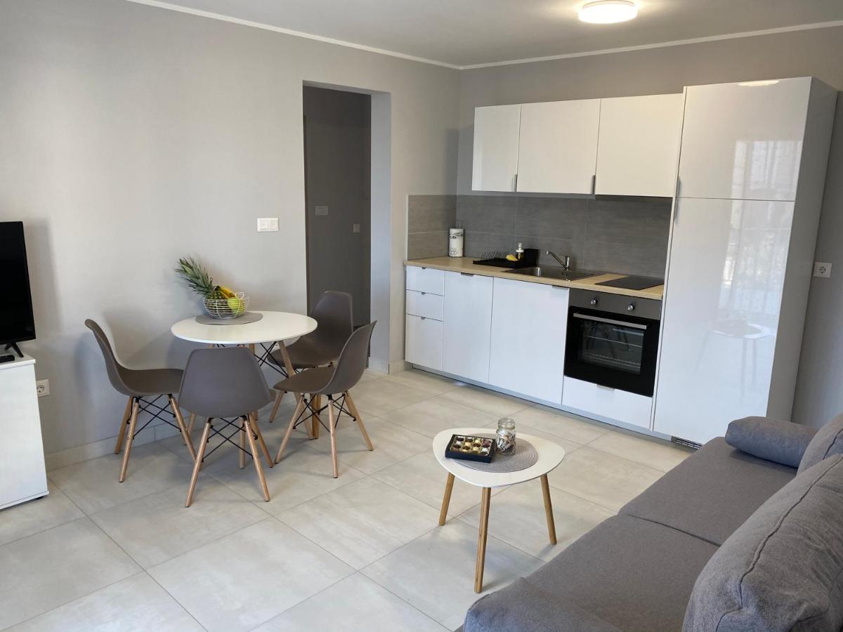 Green House Apartments Novi Vinodolski Chambre photo